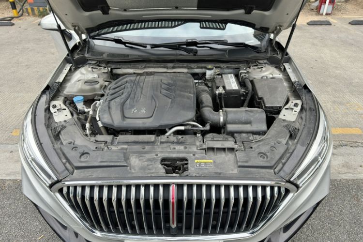 Used Hongqi H5 2022 Classic Model 1.5T DCT Flagship Edition Engine Bay