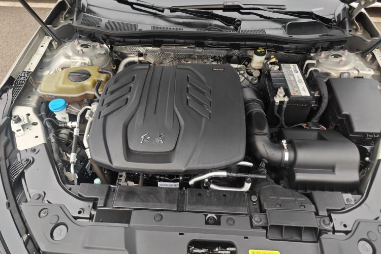 Used Hongqi H5 2022 Classic Model Facelift 1.5T DCT Qiyun Edition Engine Bay