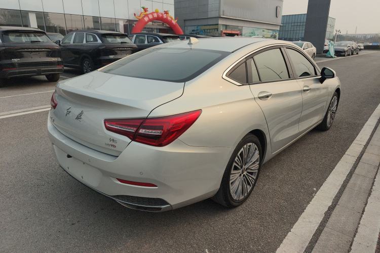 Used Hongqi H5 2022 Classic Model Facelift 1.5T DCT Qiyun Edition Exterior 5