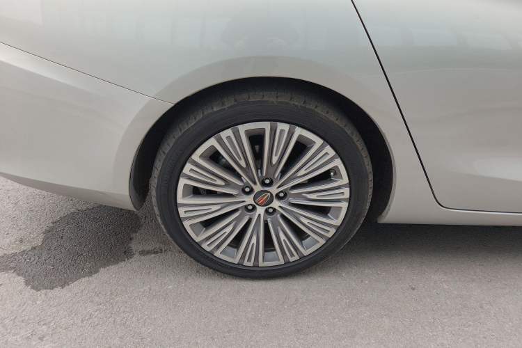 Used Hongqi H5 2022 Classic Model Facelift 1.5T DCT Qiyun Edition Exterior 6