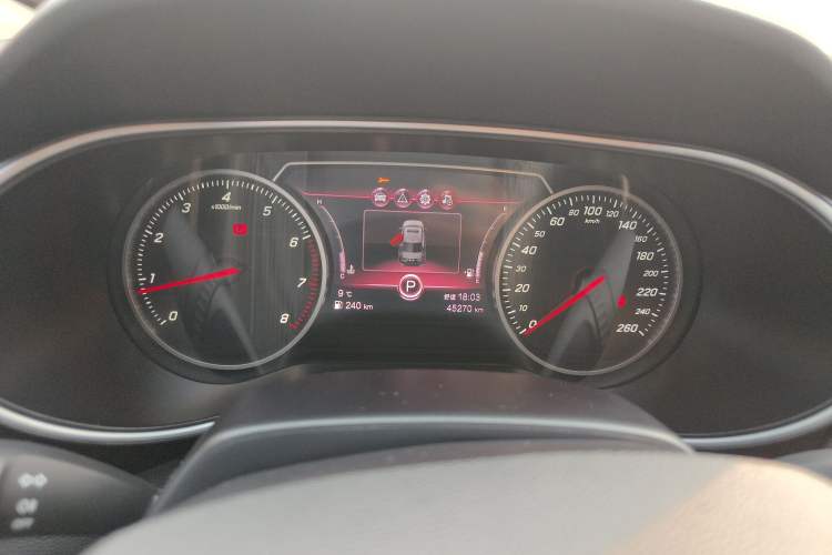 Used Hongqi H5 2022 Classic Model Facelift 1.5T DCT Qiyun Edition Instrument Cluster