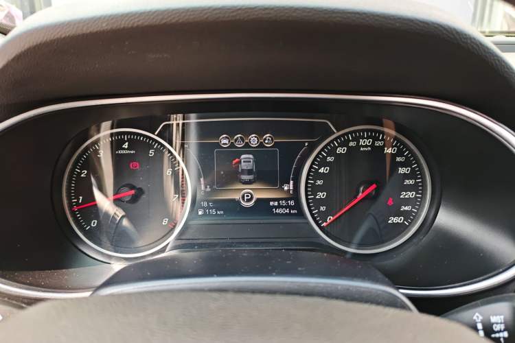 Used Hongqi H5 2022 Classic Model Facelift 1.5T DCT Qiyun Edition Instrument Cluster