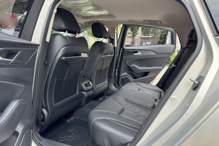 Used Hongqi H5 2022 Classic Model 1.5T DCT Flagship Edition Interior 5