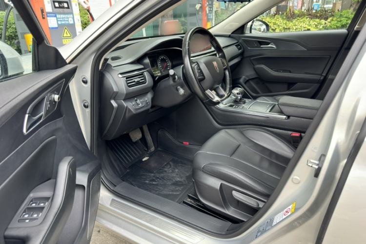 Used Hongqi H5 2022 Classic Model 1.5T DCT Flagship Edition Interior 8