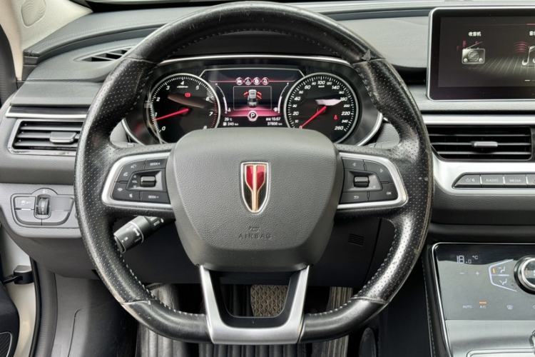 Used Hongqi H5 2022 Classic Model 1.5T DCT Flagship Edition Interior 9