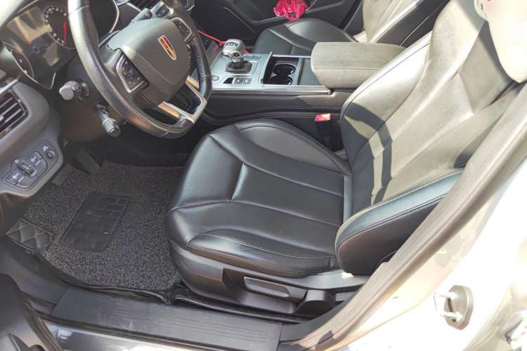 Used Hongqi H5 2022 Classic Model 1.5T DCT Flagship Edition Left Front Seat