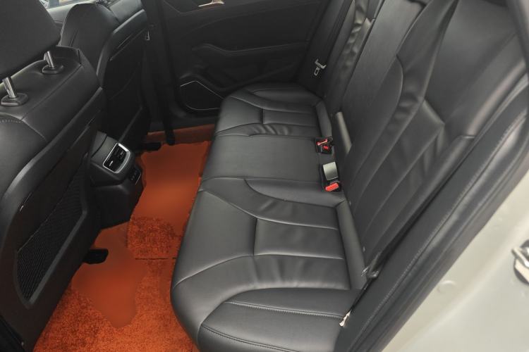 Used Hongqi H5 2022 Classic Model Facelift 1.5T DCT Qiyun Edition Left Rear Seat