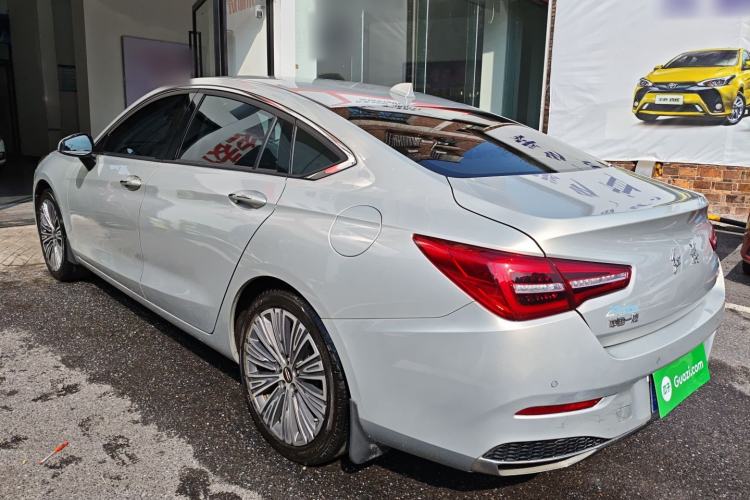 Used Hongqi H5 2022 Classic Model Facelift 1.5T DCT Qiyun Edition Rear Left 45 Deg