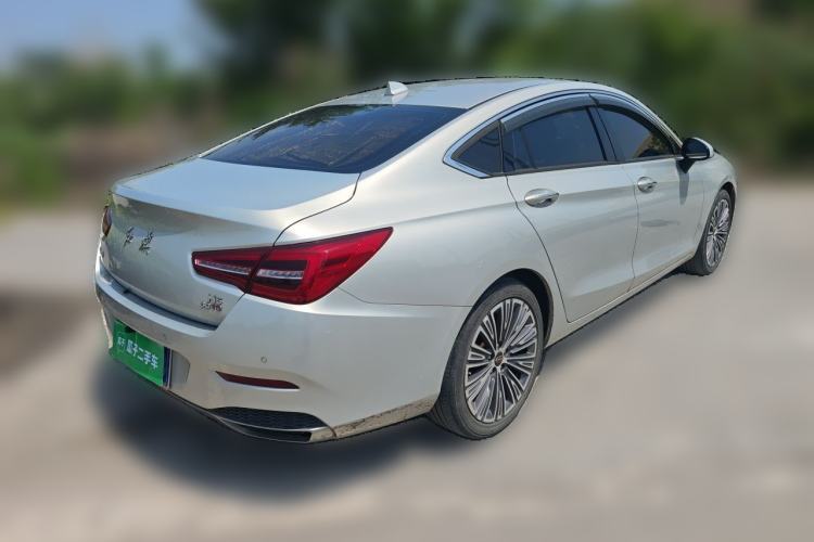 Used Hongqi H5 2022 Classic Model 1.5T DCT Flagship Edition Rear Right 45 Deg