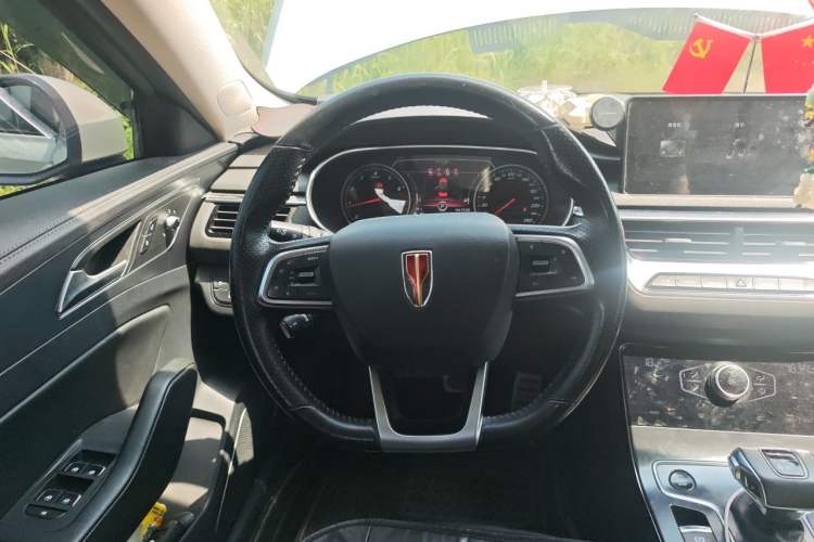 Used Hongqi H5 2022 Classic Model 1.5T DCT Flagship Edition Steering Wheel