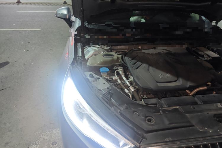 Used Hongqi H5 2022 Classic Model 1.5T DCT Flagship Edition Engine Bay Right