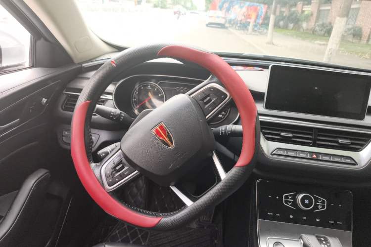 Used Hongqi H5 2022 Classic Model 1.5T DCT Flagship Edition Steering Wheel