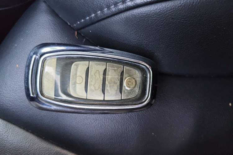 Used Hongqi H5 2022 Classic Model 1.5T DCT Flagship Edition Vehicle Key