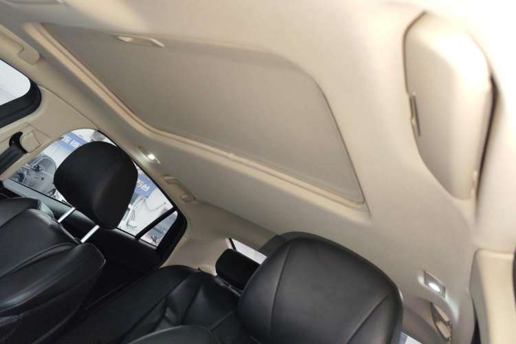 Used Hongqi H5 2022 Classic Model 1.5T DCT Flagship Edition Headliner