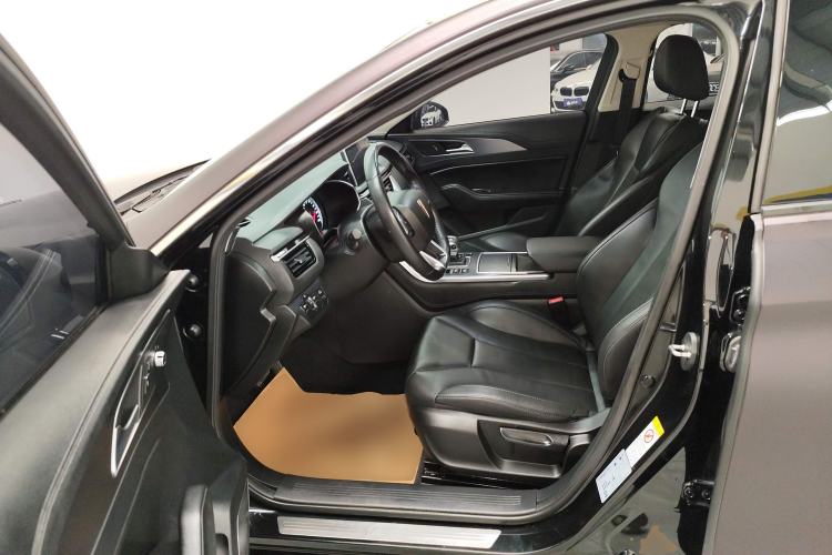 Used Hongqi H5 2022 Classic Model 1.5T DCT Flagship Edition Left Front Seat