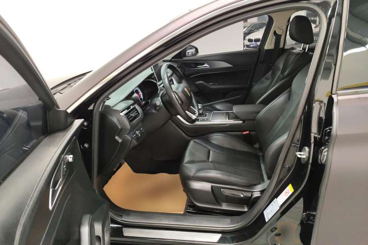 Used Hongqi H5 2022 Classic Model 1.5T DCT Flagship Edition Left Front Seat