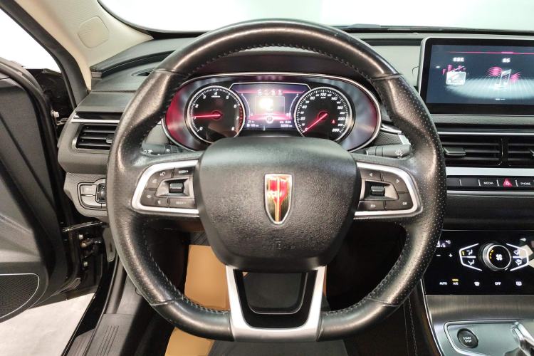Used Hongqi H5 2022 Classic Model 1.5T DCT Flagship Edition Steering Wheel