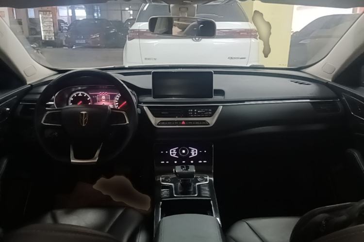 Used Hongqi H5 2022 Classic Model Facelift 1.5T DCT Qiyun Edition Center Console