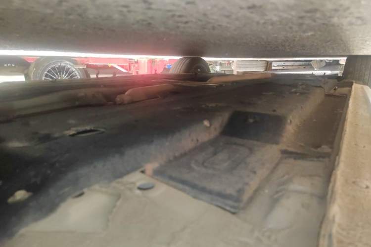 Used Hongqi H5 2022 Classic Model 1.5T DCT Flagship Edition Chassis Front Right