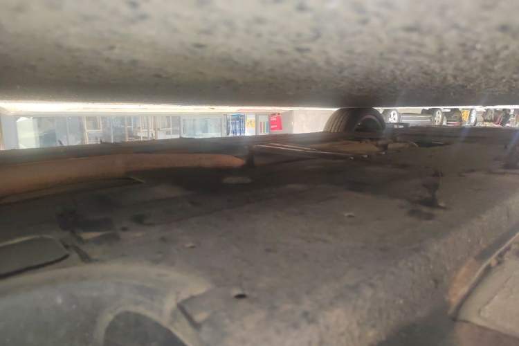 Used Hongqi H5 2022 Classic Model 1.5T DCT Flagship Edition Chassis Rear Left