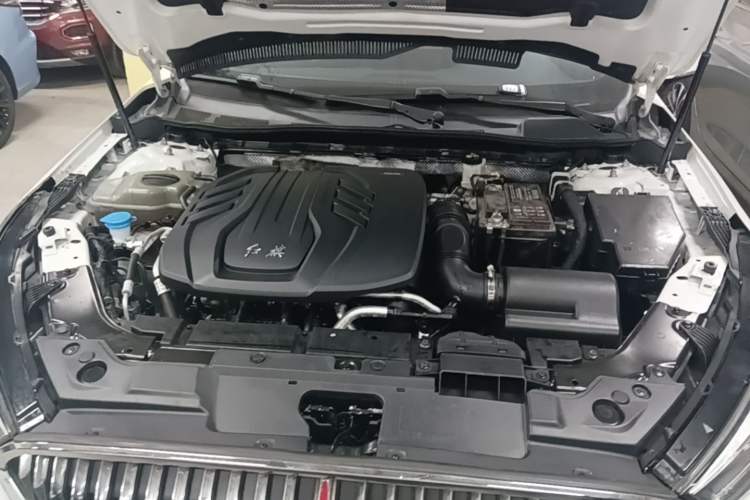 Used Hongqi H5 2022 Classic Model Facelift 1.5T DCT Qiyun Edition Engine Bay