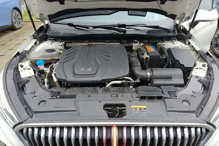 Used Hongqi H5 2022 Classic Model Facelift 1.5T DCT Qiyun Edition Engine Bay