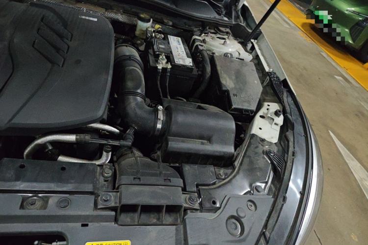 Used Hongqi H5 2022 Classic Model Facelift 1.5T DCT Qiyun Edition Engine Bay Left
