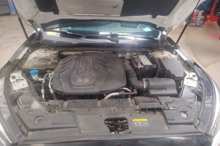 Used Hongqi H5 2022 Classic Model 1.5T DCT Flagship Edition Engine Bay
