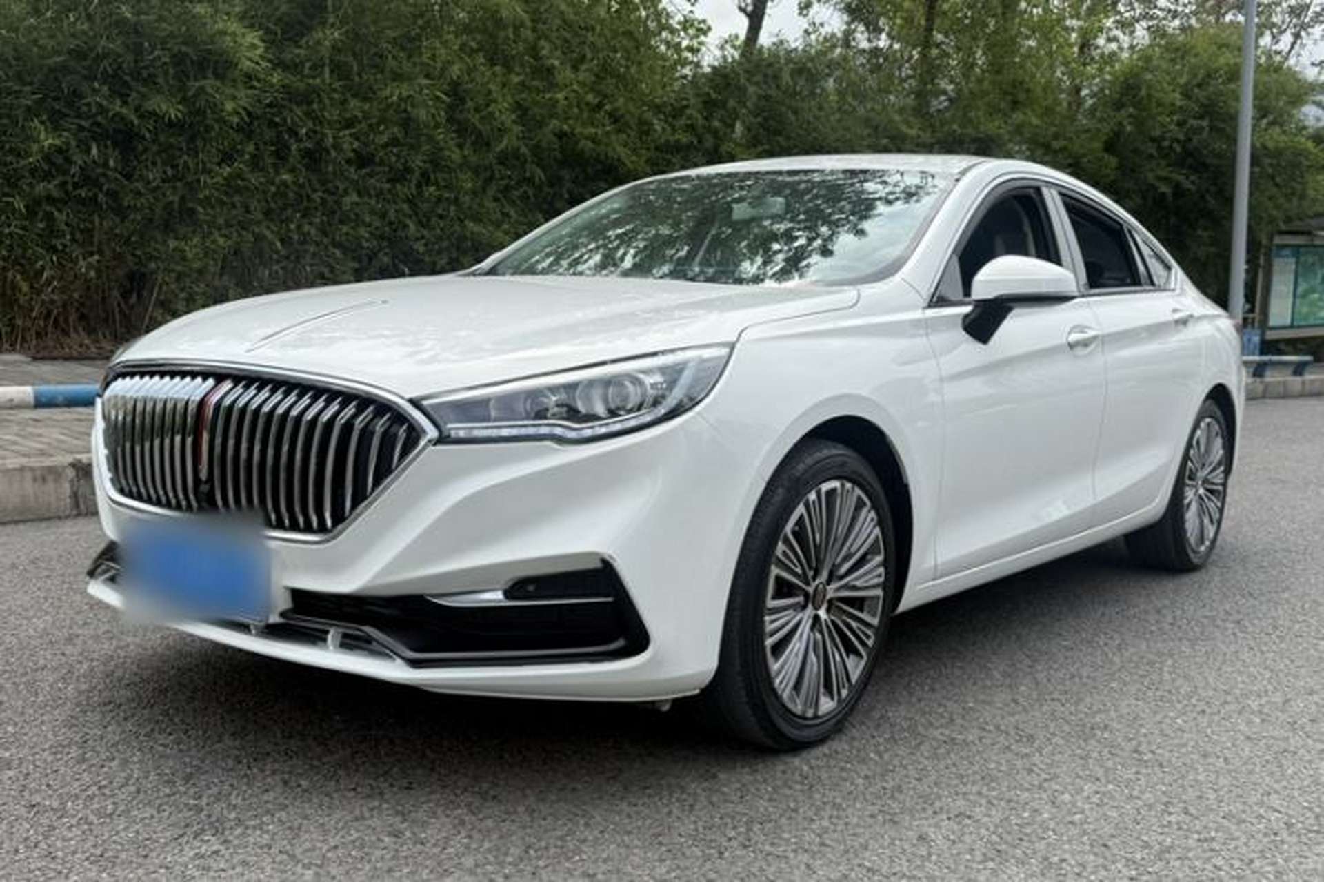 Used Hongqi H5 2022 Classic Model Facelift 1.5T DCT Qiyun Edition Front Left 45 Deg