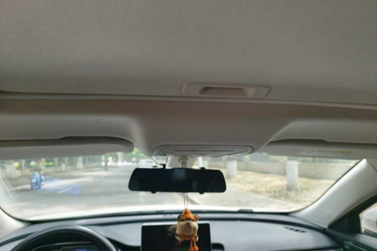 Used Hongqi H5 2022 Classic Model 1.5T DCT Flagship Edition Headliner