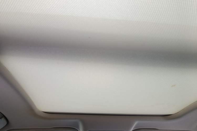 Used Hongqi H5 2022 Classic Model Facelift 1.8T Automatic Smart Connect Flagship Edition Headliner