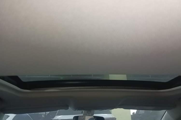 Used Hongqi H5 2022 Classic Model Facelift 1.5T DCT Qiyun Edition Headliner
