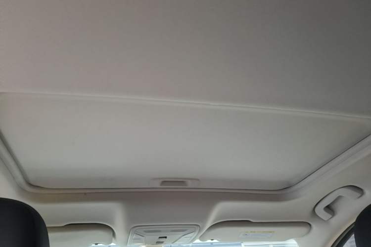 Used Hongqi H5 2022 Classic Model Facelift 1.5T DCT Qiyun Edition Headliner