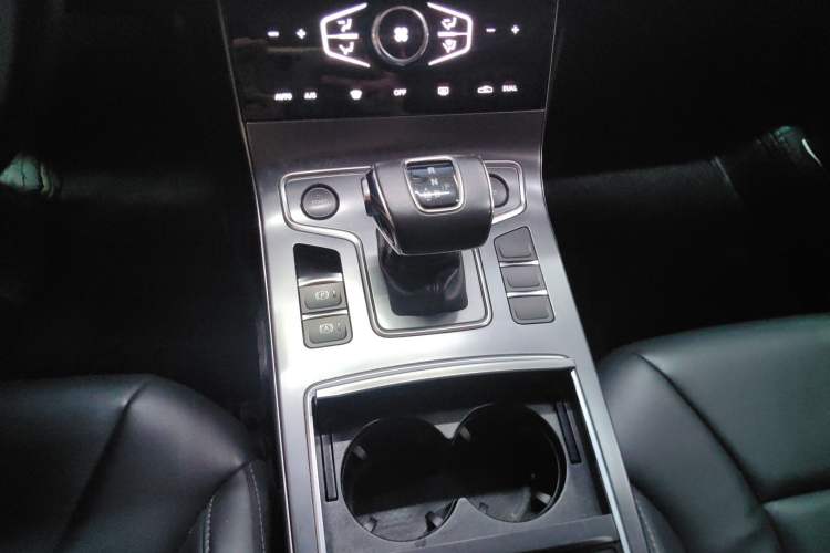 Used Hongqi H5 2022 Classic Model Facelift 1.5T DCT Qiyun Edition Interior 2