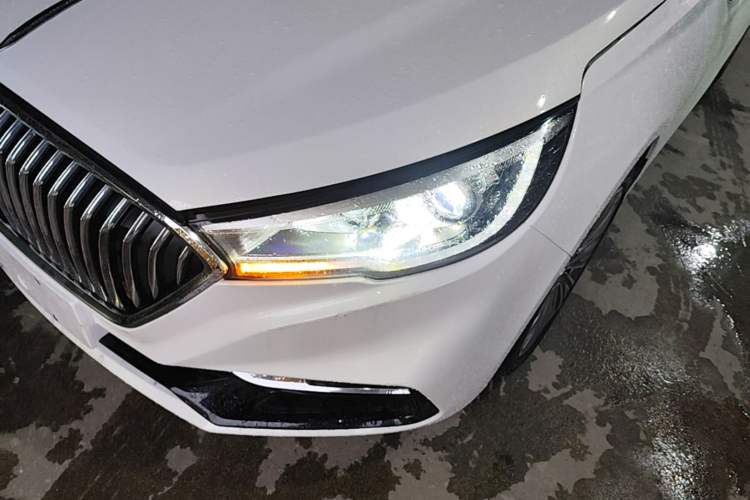 Used Hongqi H5 2022 Classic Model Facelift 1.5T DCT Qiyun Edition Left Front Headlight