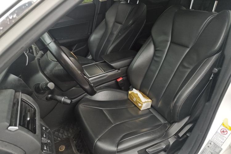 Used Hongqi H5 2022 Classic Model 1.5T DCT Flagship Edition Left Front Seat