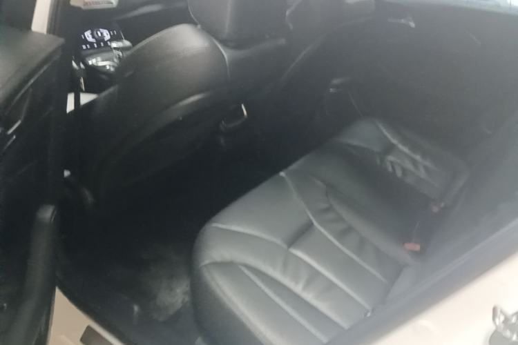 Used Hongqi H5 2022 Classic Model Facelift 1.5T DCT Qiyun Edition Left Rear Seat