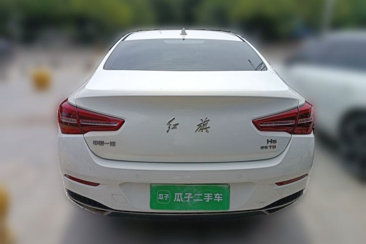 Used Hongqi H5 2022 Classic Model Facelift 1.8T Automatic Smart Connect Flagship Edition Rear