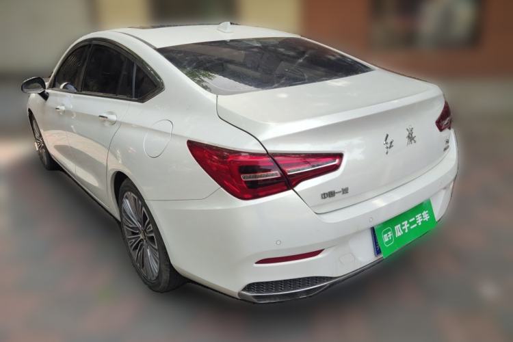 Used Hongqi H5 2022 Classic Model Facelift 1.8T Automatic Smart Connect Flagship Edition Rear Left 45 Deg