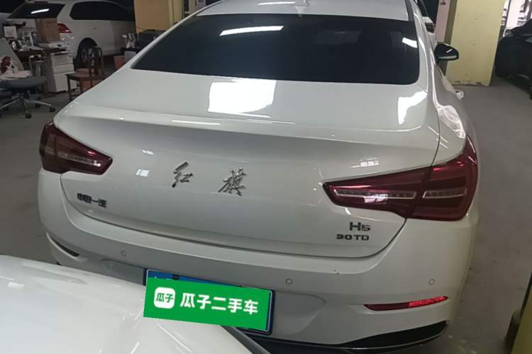 Used Hongqi H5 2022 Classic Model Facelift 1.5T DCT Qiyun Edition Rear
