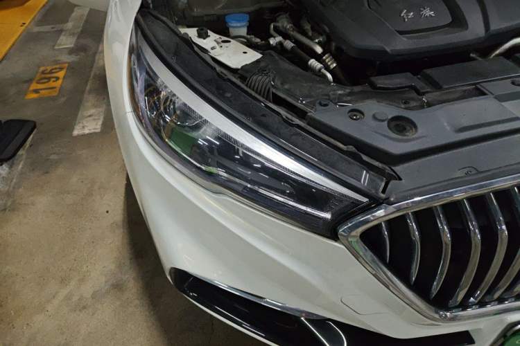 Used Hongqi H5 2022 Classic Model Facelift 1.5T DCT Qiyun Edition Right Front Headlight