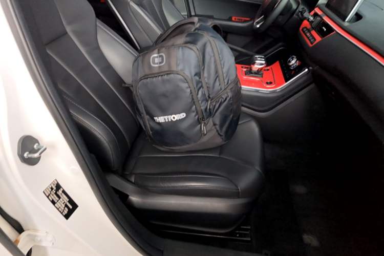 Used Hongqi H5 2022 Classic Model Facelift 1.5T DCT Qiyun Edition Right Front Seat