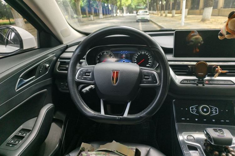 Used Hongqi H5 2022 Classic Model 1.5T DCT Flagship Edition Steering Wheel