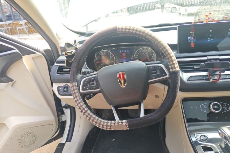 Used Hongqi H5 2022 Classic Model 1.5T DCT Flagship Edition Steering Wheel
