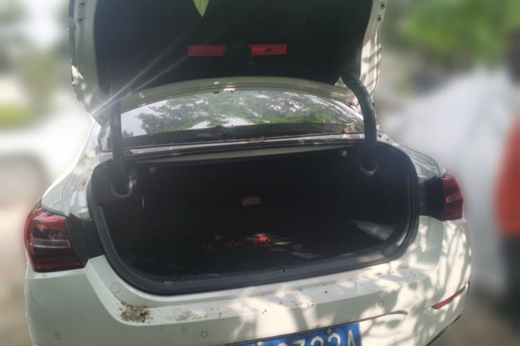 Used Hongqi H5 2022 Classic Model 1.5T DCT Flagship Edition Trunk