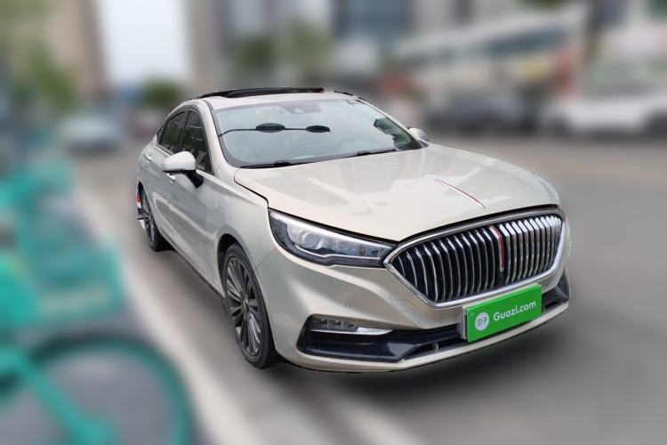 Used Hongqi H5 2022 Classic Model 1.8T Automatic Smart Connect Flagship Edition Front Right 45 Deg