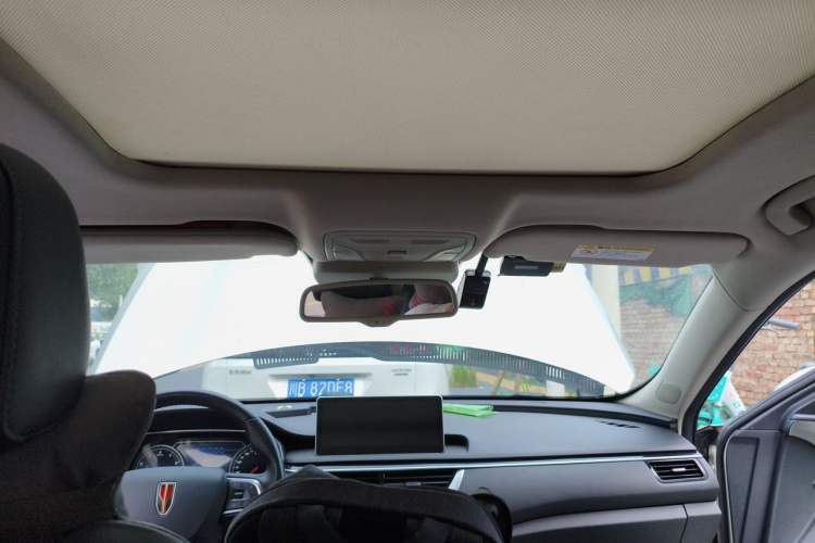 Used Hongqi H5 2022 Classic Model 1.8T Automatic Smart Connect Flagship Edition Headliner