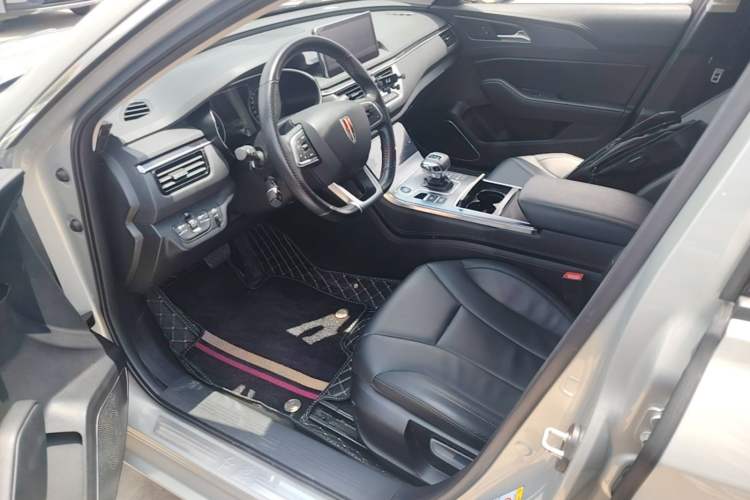 Used Hongqi H5 2022 Classic Model Facelift 1.5T DCT Qiyun Edition Left Front Seat