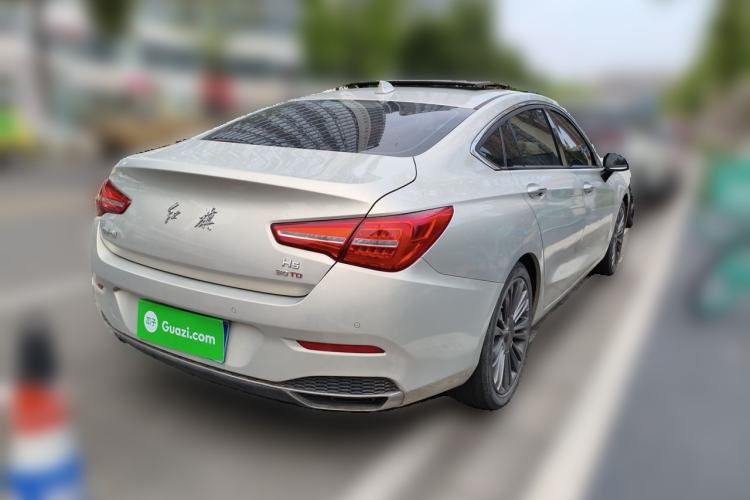 Used Hongqi H5 2022 Classic Model 1.8T Automatic Smart Connect Flagship Edition Rear Right 45 Deg