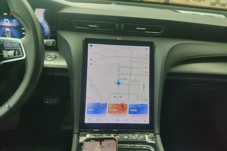 Used Hongqi H5 2023 2.0T Automatic Smart Connect Flagship Edition Audio And AC Panel